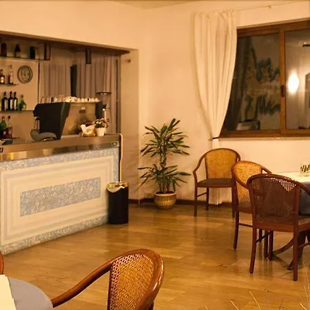 Hotel Marinella