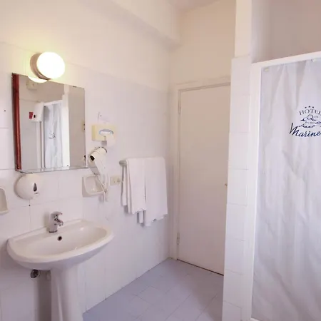 Marinella 3*