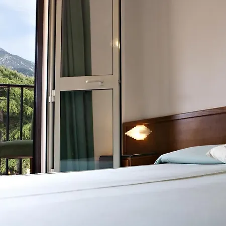 Marinella Отель