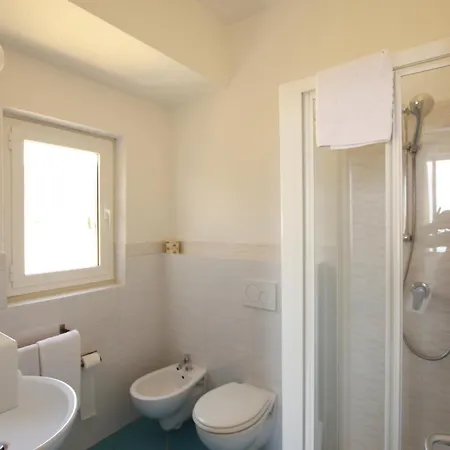 Отель Marinella