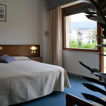 Marinella Марчиана-Марина