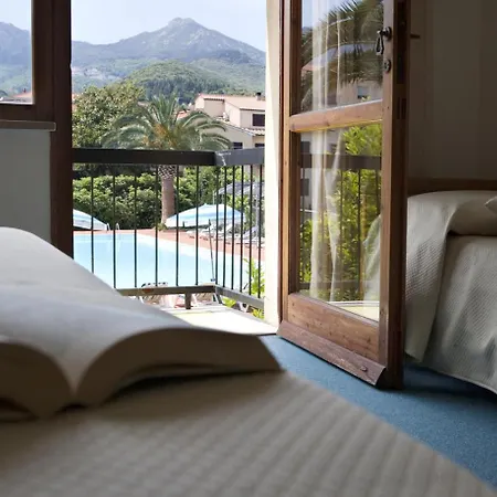 Отель Marinella Марчиана-Марина