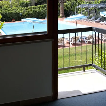 Szálloda Marinella 3*