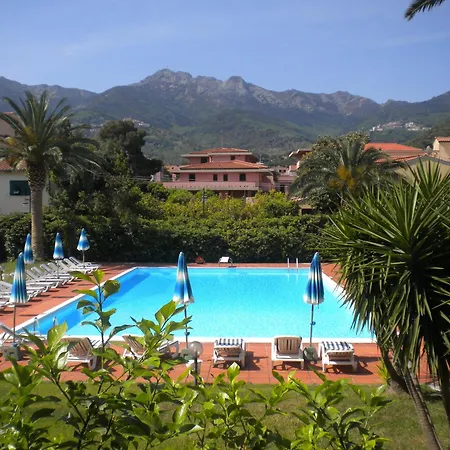 Hotel Marinella 3*