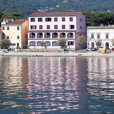Отель Marinella 3*