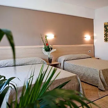Отель Marinella 3*