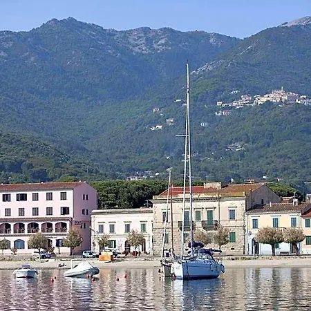 Marinella 3*