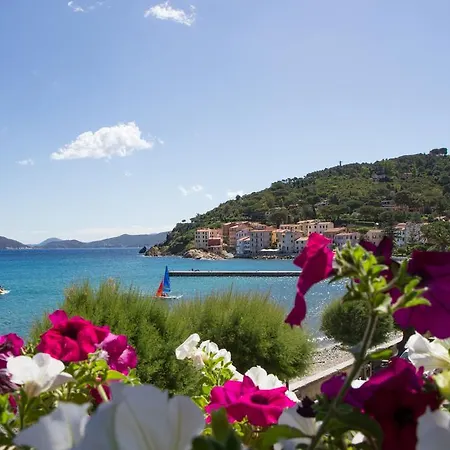Marinella 3*