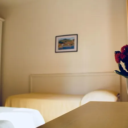 Marinella Отель