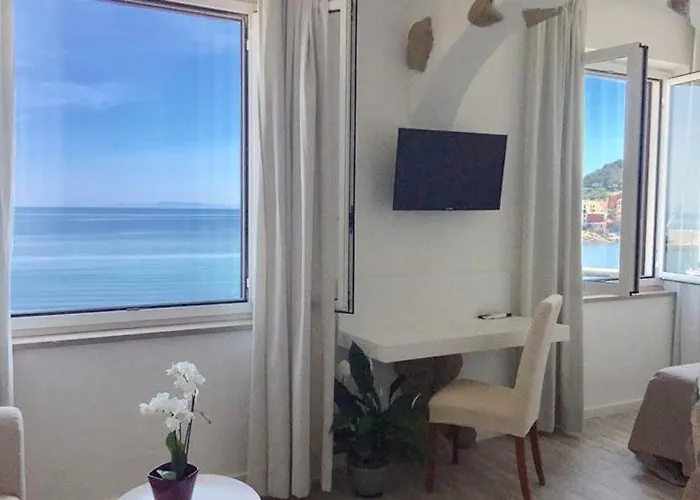 Marinella Ξενοδοχείο